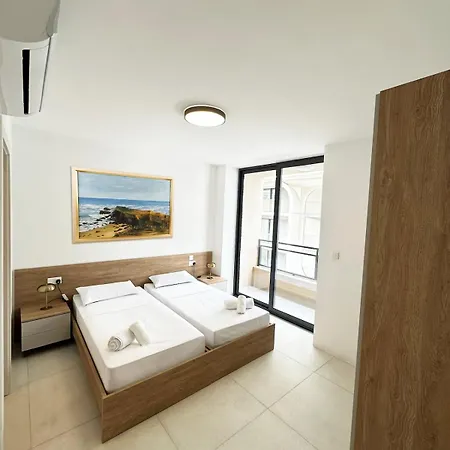 Chic Urban - Paceville Apartament