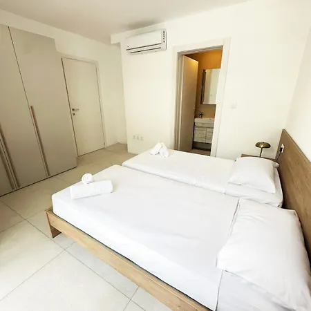 Chic Urban - Paceville *